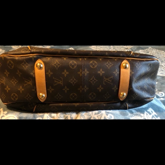 Louis Vuitton, Monogram Gallieria GM - Picture 5 of 16